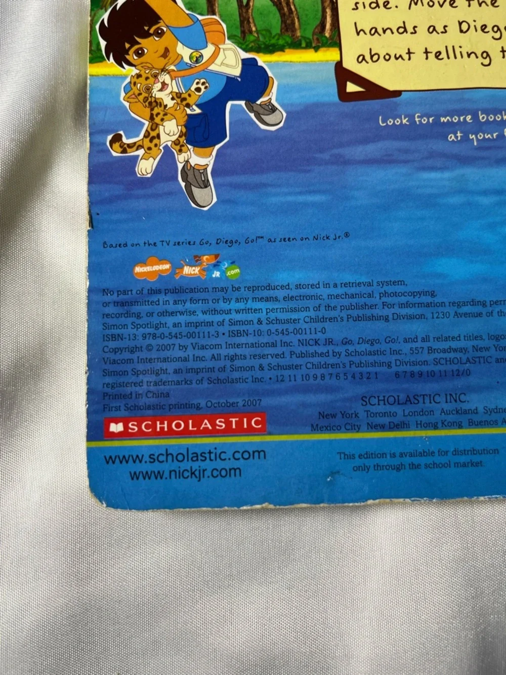 Go Diego Go Book Lot 2 Telling Time‎ Animal Rescue 2007 Nickelodeon Kids